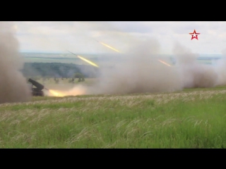 «грады» и «ураганы» уничтожили «противника» под оренбургом