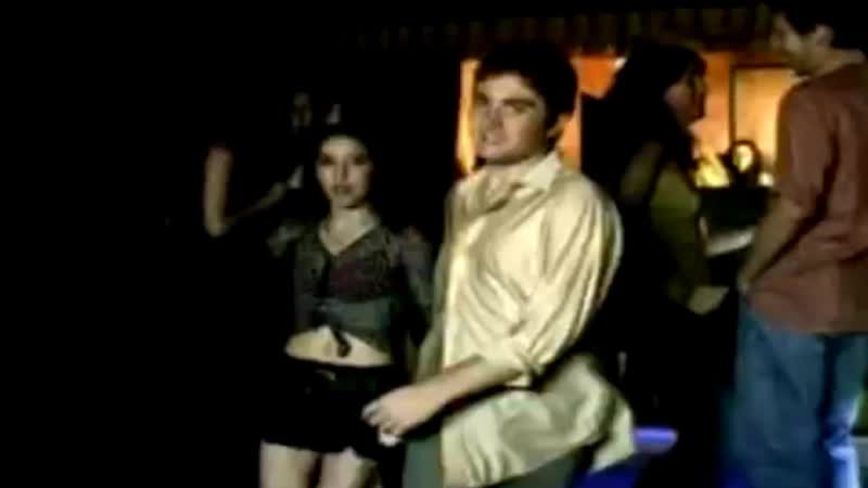 Beso porn video – Axe bahia beso en la boca