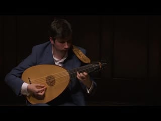 Solo lute recital by thomas dunford in wigmore hall mezzo