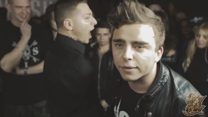 Versus johnyboy vs oxxxymiron