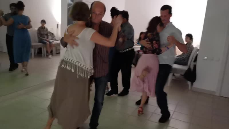 Милонга modern tango в лоо