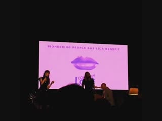 Softer softes hole (courtney love melissa, auf der maur, roddy bottum) basilica hudson 2018 10 27