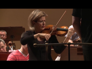 Anne sophie mutter interview (česká filharmonie czech philharmonic)