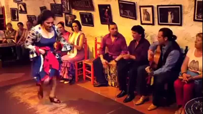 Самое смешное видео приколы танцы под итало диско давайте веселиться сегодня