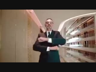 Skibidi challege в hilton astana