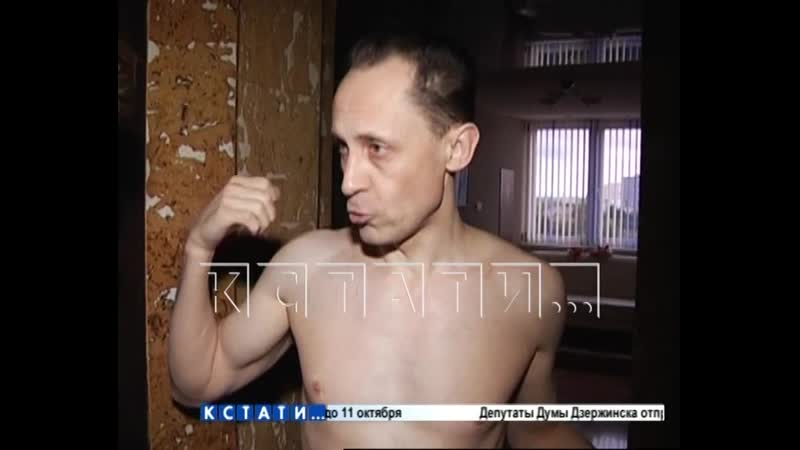 Два года лошадиным ржанием ежедневно оглушает своих соседей житель московского района