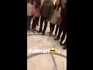 Salmankhan with fazil shaik, muddasar chaudhary and naira shah in dubai march 18, 2019! mp4