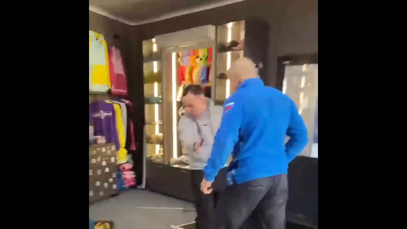 Успокоение мажорчика на горнолыжном курорте