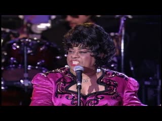 Ruth brown bonnie raitt mama he treats your daughter mean = rock and roll hall of fame + museum live