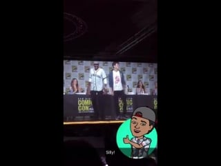 This just happened these guys getting "jiggy with it"!