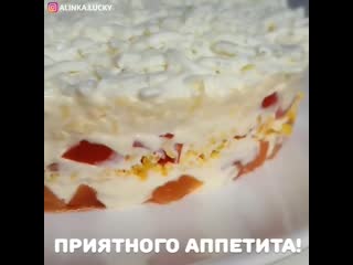 Салат с красной рыбой