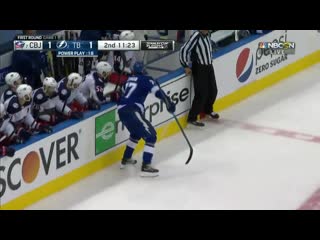 To avoid getting called for too many men, victor hedman tried to hide amongst the blue jac