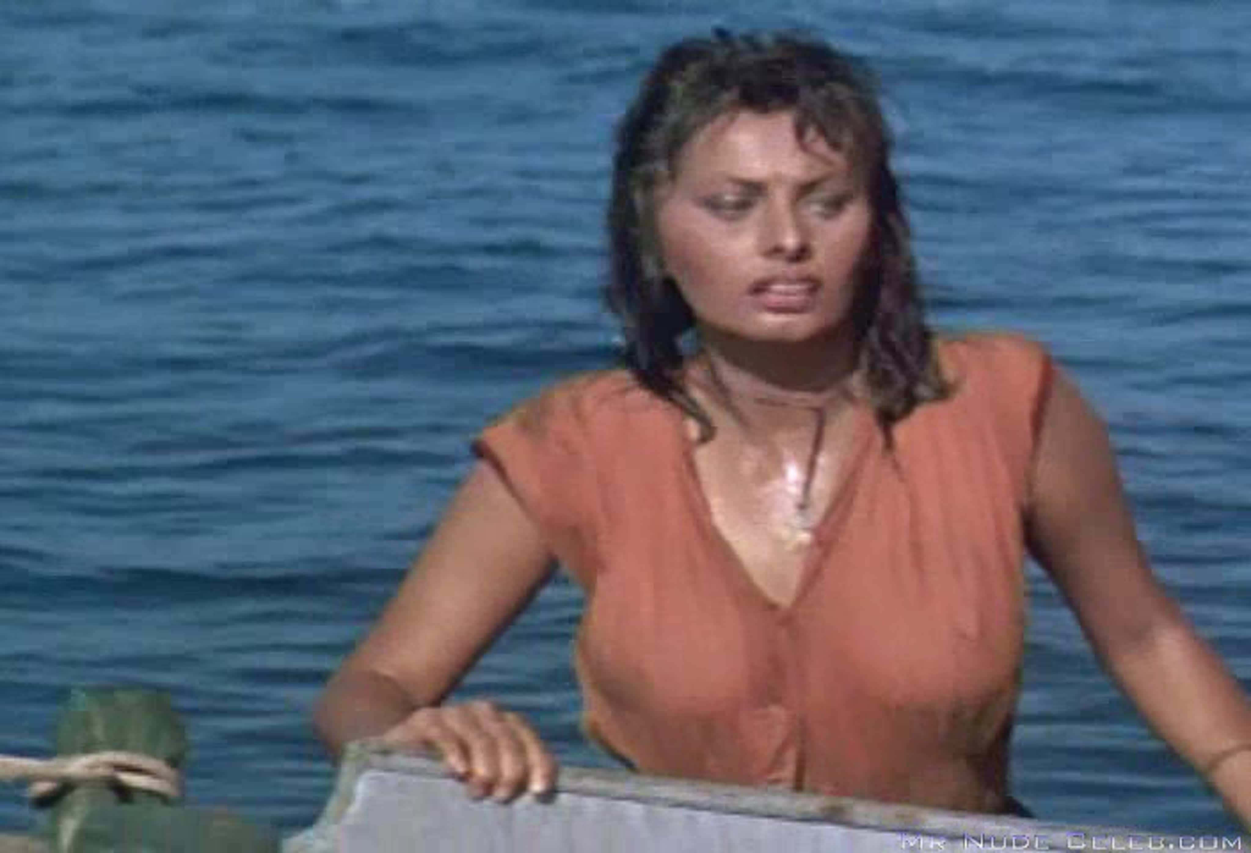 Софи лорен голая sophia loren boy on a dolphin watch online