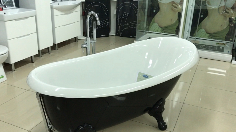 Ванна paa из литьевого мрамора (латвия)