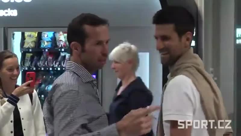 Novaks reaction when radek was hugging jelena for too long video