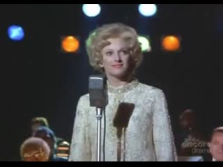 Rosie the rosemary clooney story (1982) sondra locke tony orlando joey travolta kevin mccarthy jackie cooper