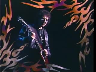 Black sabbath feat rob halford into the void (live at ozzfest, camden, nj aug 26, 2004)