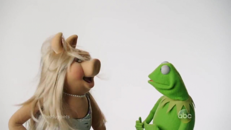 The muppets (abc) miss piggy and kermits tough breakup promo