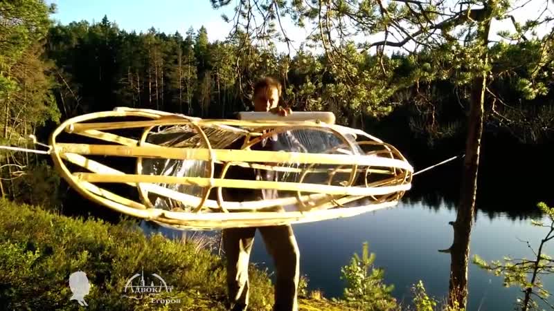Самодельная прозрачная байдарка из веток и пленки homemade stretch wrap kayak