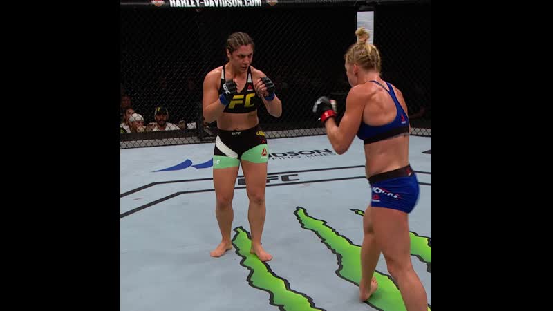 Холли холм жестко нокаутирует бэт коррейа