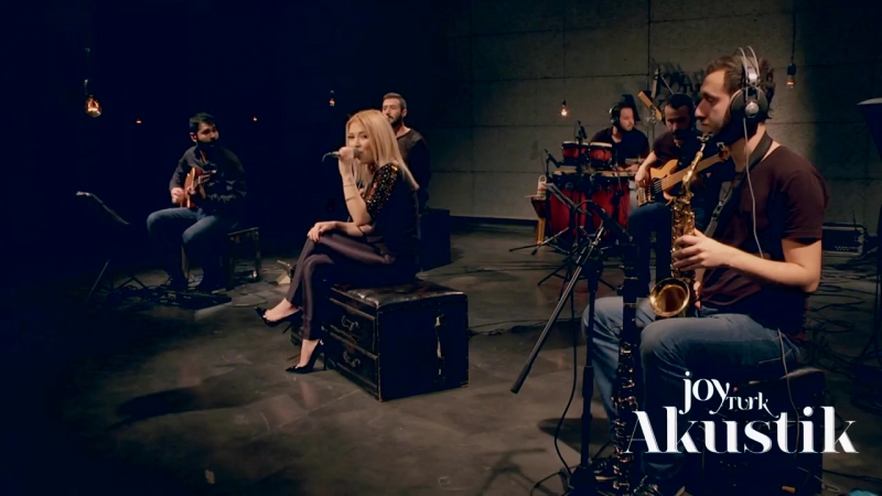 Ece seçkin hoşuna mı gidiyor (joyturk akustik)