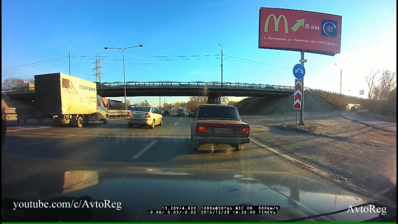 29 12 2015 два быдло авто хама на к724ее 150rus нюхнули газку мгновенная карма
