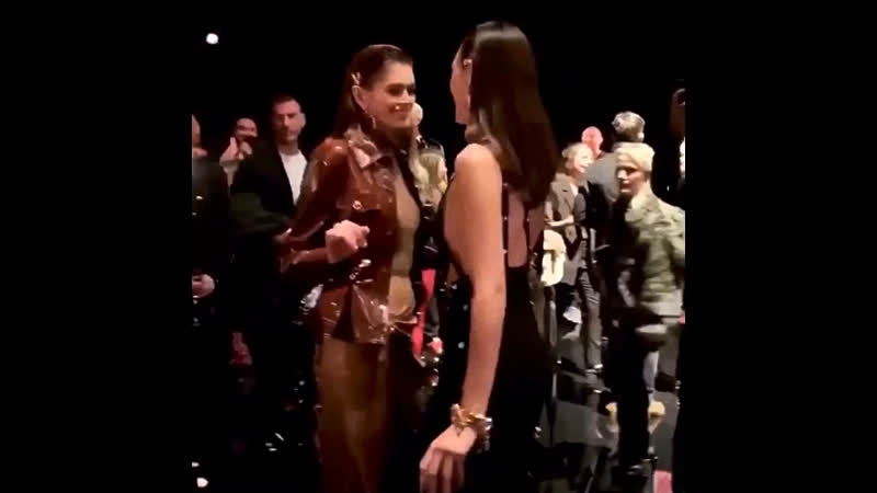 Kaia gerber &amp; vittoria ceretti