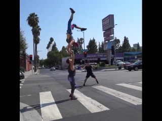 Ребятки трикеры мочат!)