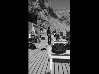 Zbierać i palić by my fist@live on vasili loft open space vibe flex