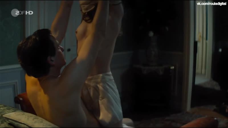 Josefine preuss, lili epply @ das sacher in bester gesellschaft (2016) йозефина пройсс, лили эппли захер история соблазна