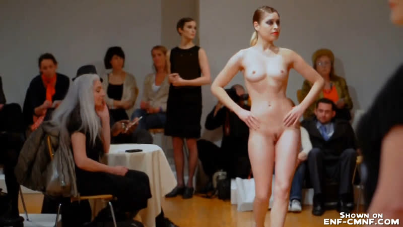 Подиум голые модели. Смотреть русское порно видео онлайн