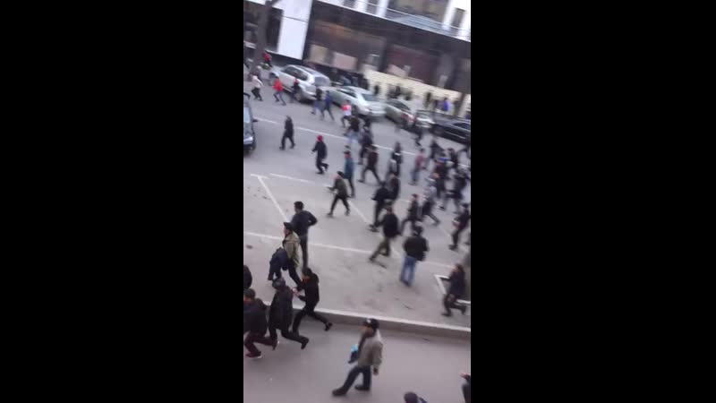 Разгон митинга в бишкеке mp4