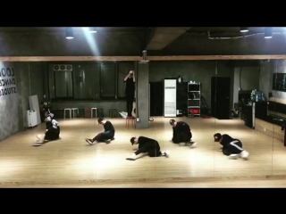 180109 instagram look at hyuno sexuality