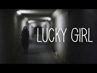 Везучая девушка / lucky girl (2023, сша, ужасы, короткий метр)