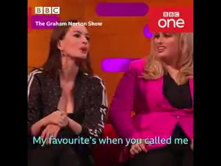 That time anne hathaway called @rebelwilson a big titted russell crowe’ thegnshow