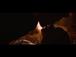 Amanda seyfried sexy red riding hood (2011) hd 1080p