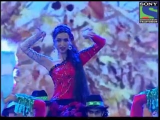 Aamir ali sanaya irani aishwarya and ravi dubey romantic act performance gr8 women awards 2012