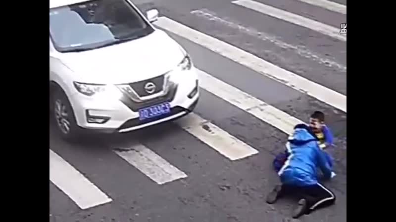 Заступился за