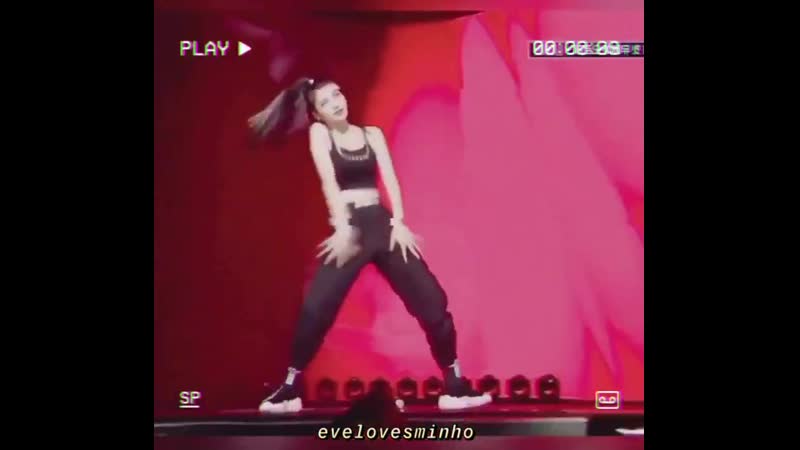 Hwang yeji and hyunjin