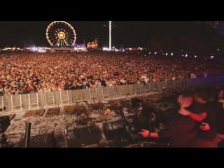 People earthquake at airbeat one germany (dimitri vegas like mike crowd control)