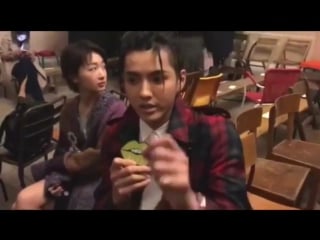 170917 kris wu @ elle taiwan interview