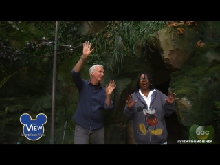 James cameron gives us an exclusive look at walt disney worlds pandora the world of avatar