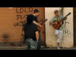 Manu chao la vida tombola (про марадону)