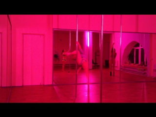 Little combo on a spinning pole, алена хижняк