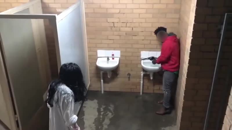 Девушка из колодца