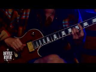 Guapdad 4000 iced out gold chain “freestyle” with james delgado and jon wiilde