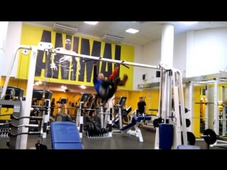Выходы силой 3 подхода ( мало повторений, резиновый турник гадость )