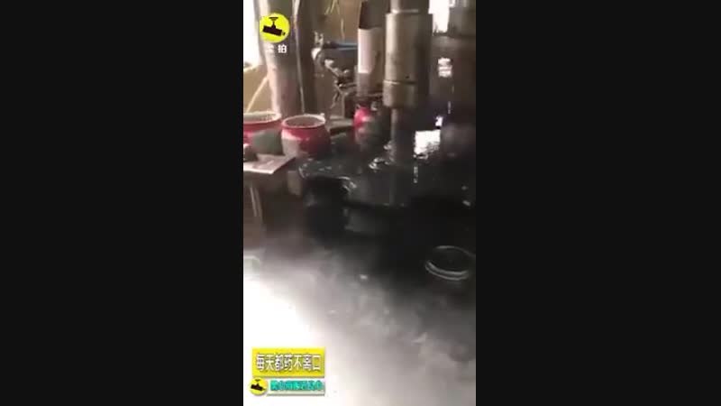 Дави сыры и абрикосы, а то в москву придут пиндосы