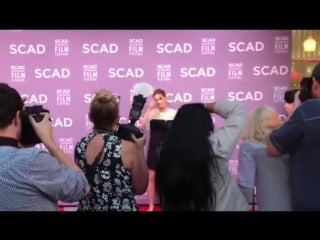 28 10 ковровая дорожка на кинофестивале «scad savannah film fest»