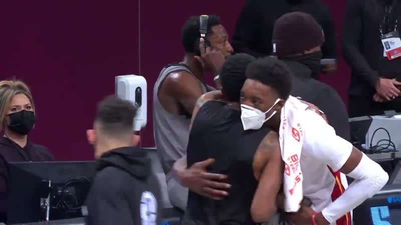 Кайри ирвинг после игры отдал свою майку бэму адебайо